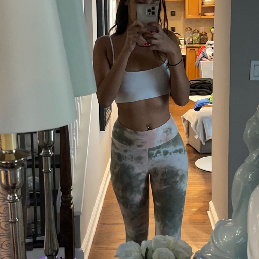 Super soft tie die leggings
